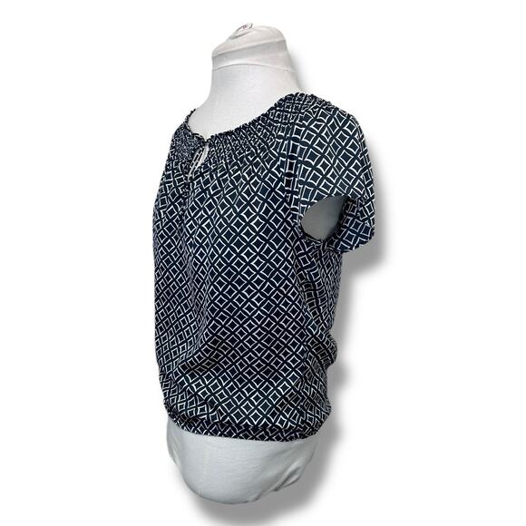 Ann Taylor Women’s Flutter Sleeve Keyhole String Tie Geometric Lightweight Top S - Picture 4 of 10